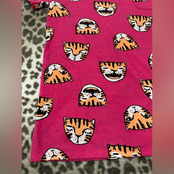 Cat & Jack Tiger Graphic Short Sleeve Tee in Pink Size XL 14 16 Girls - Picture 5 of 17